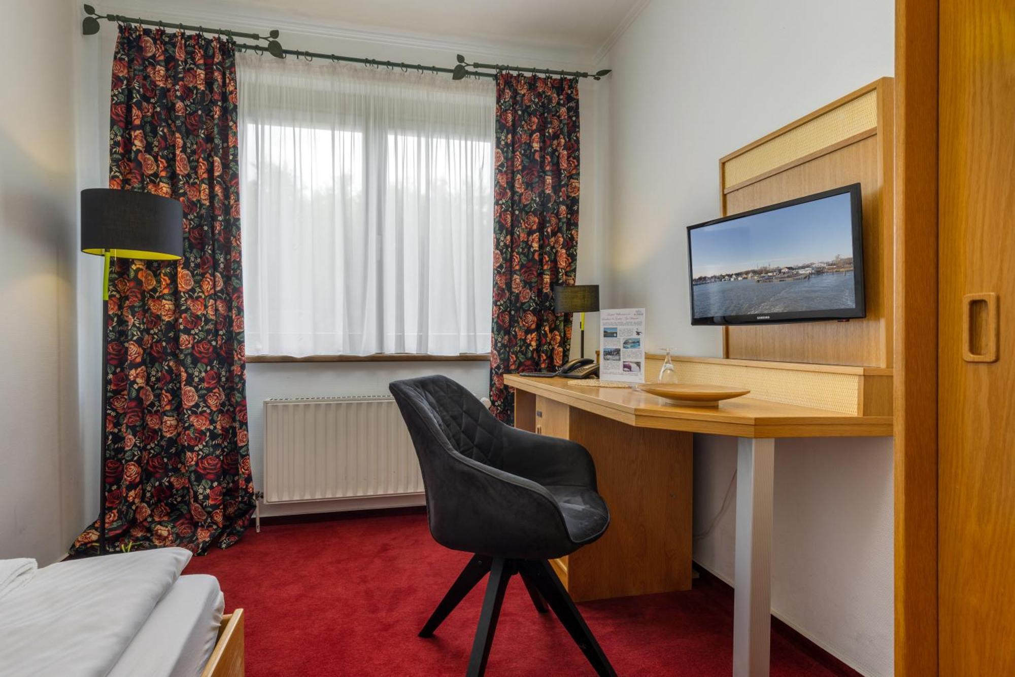 Zur Schmiede Hotel 3*